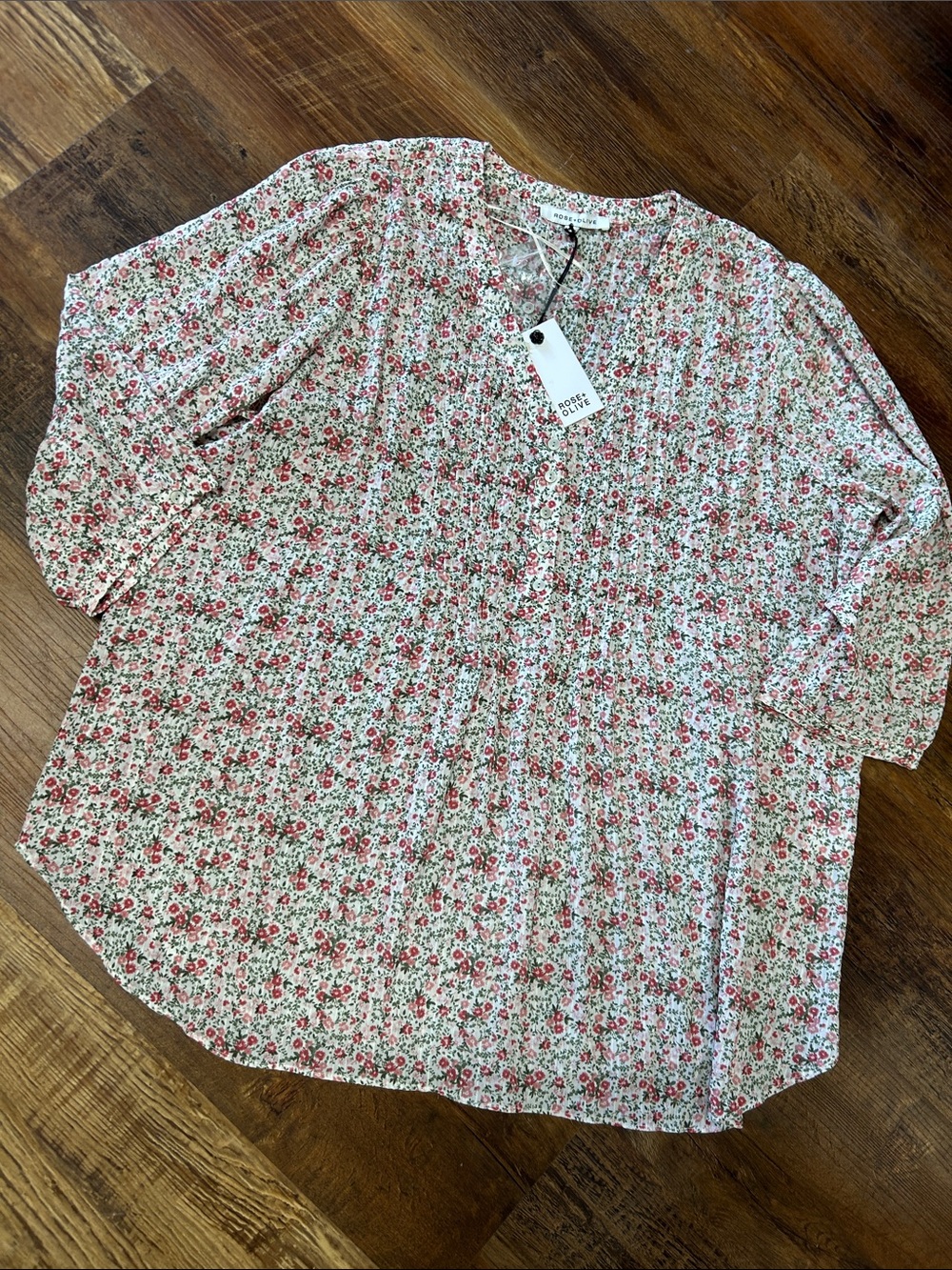 Rose & Olive Pink Floral Button-Front Tunic